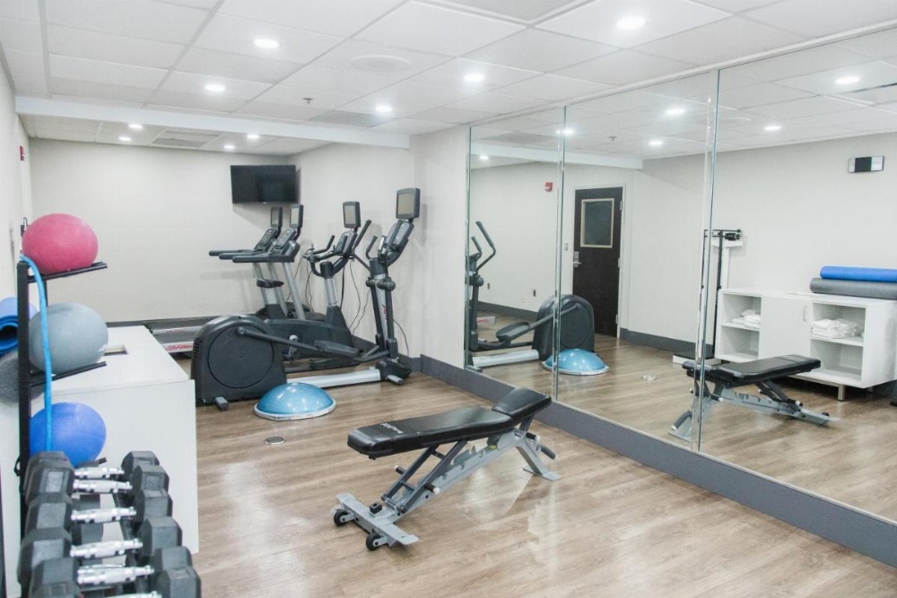 Holiday Inn Express Hotel & Suites Columbia-Fort Jackson Image 19
